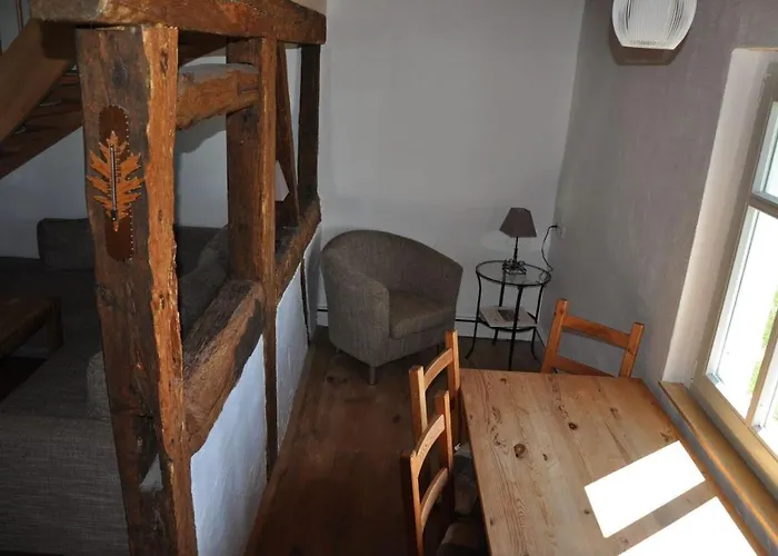 Kutscherwohnung Im Arbeiterhaus - Urigste Apartment Rheinsberg